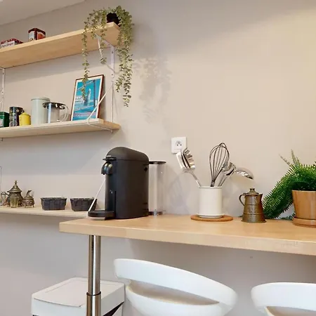 Expat Renting - Le Volta - Terrasse - Netflix Apartment
